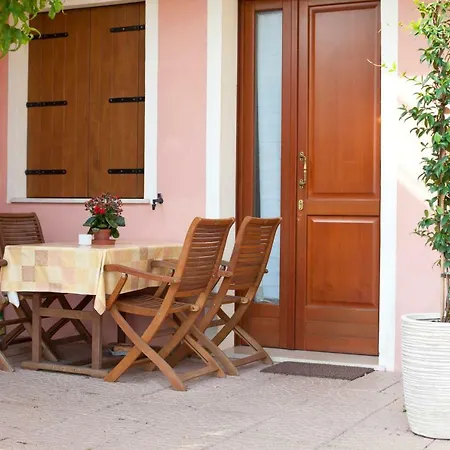 Locazioni Turistiche By Max בית הארחה