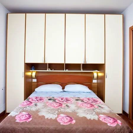 Locazioni Turistiche By Max Pensión