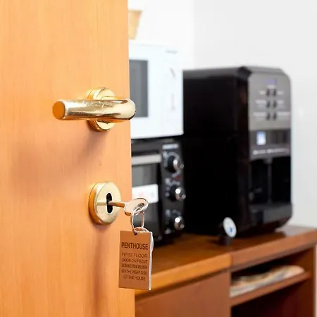 بيت ضيافة Locazioni Turistiche By Max 3*